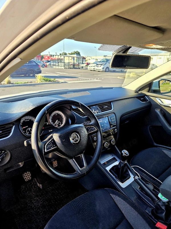 SKODA Octavia 2019 — imagine 5