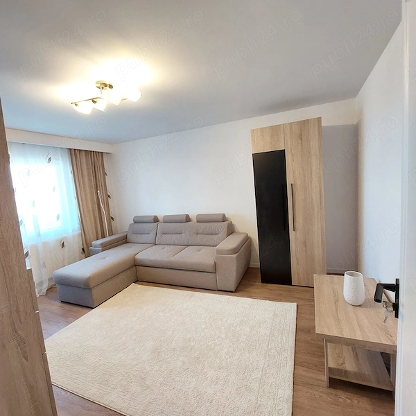 Închiriez Apartament — fotografia 1