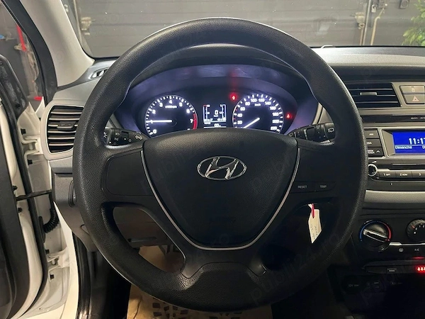 HYUNDAI i20 2015 — imagine 10