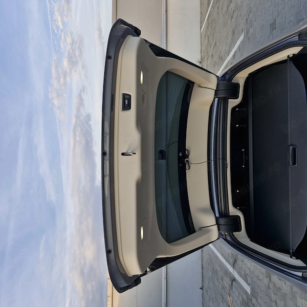 BMW 3 Series 2023 — imagine 7