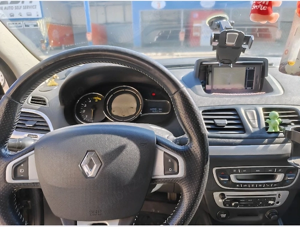 RENAULT Megane 2012 — imagine 4