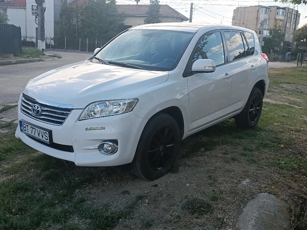 TOYOTA RAV4 2011 — imagine 2