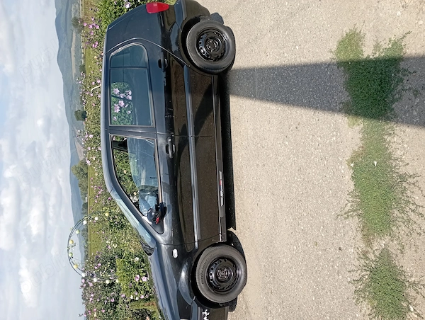 VOLKSWAGEN Polo 2000 — imagine 4