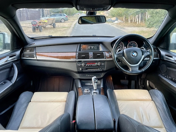 BMW X Series (Generic) 2011 — imagine 5