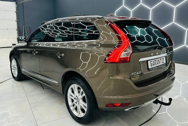 VOLVO XC60 2015 — imagine 3