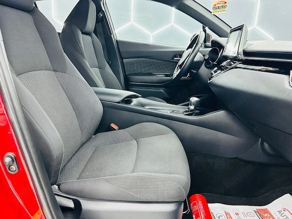 TOYOTA C-HR 2018 — imagine 17
