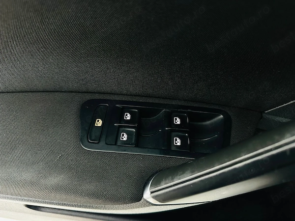 VOLKSWAGEN Golf 2018 — imagine 12
