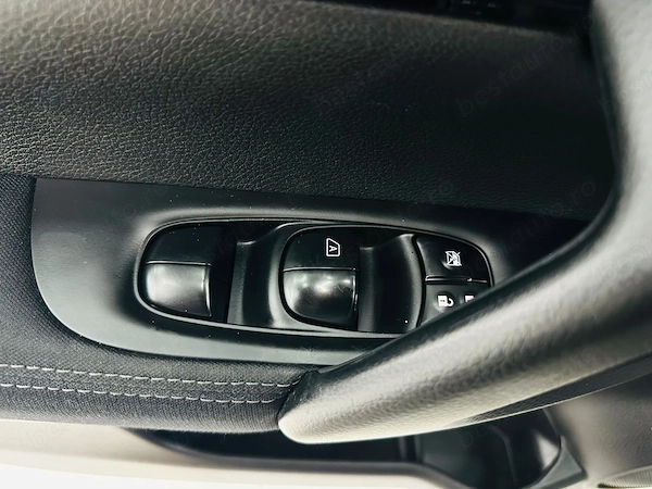 NISSAN Qashqai 2015 — imagine 11