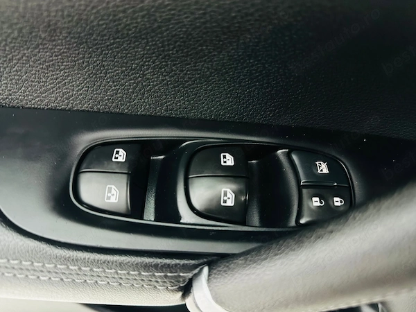 NISSAN Qashqai 2018 — imagine 12