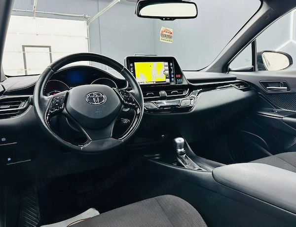 TOYOTA C-HR 2018 — imagine 20
