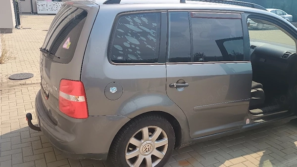 VOLKSWAGEN Touran 2005 — imagine 5