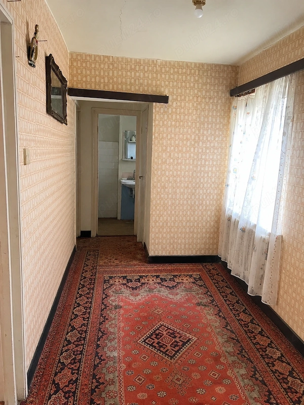 Se vinde apartament 3 camere in Cluj -Napoca , cartier Manastur, bloc caramida cu 4 niveluri, etaj 3 — fotografia 3