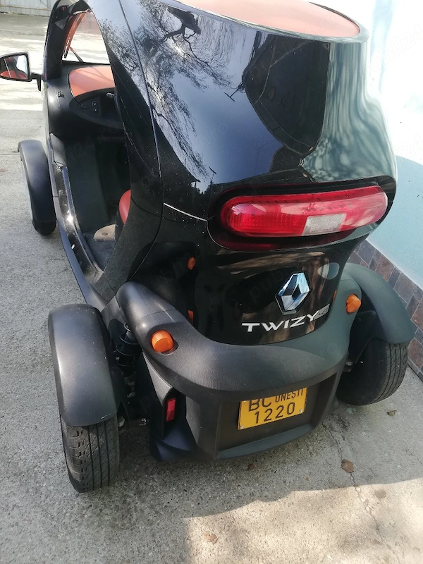RENAULT Twizy 2016 — imagine 3