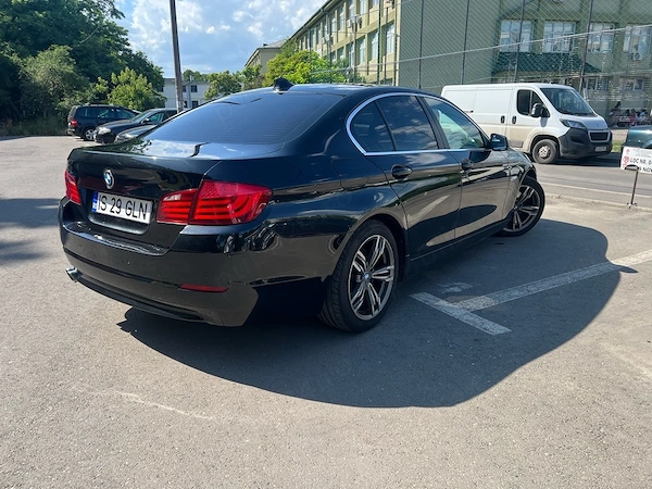 BMW 5 Series 2010 — imagine 5