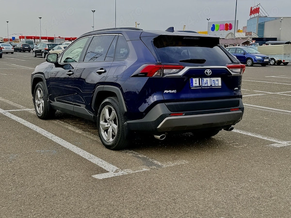 TOYOTA RAV4 2020 — imagine 3