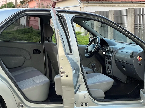 DACIA Logan 2006 — imagine 8