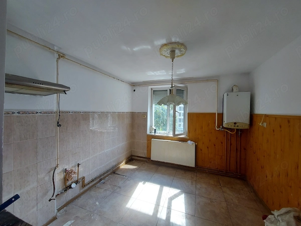 Apartament cu 2 camere de vânzare în Marghita — fotografia 1