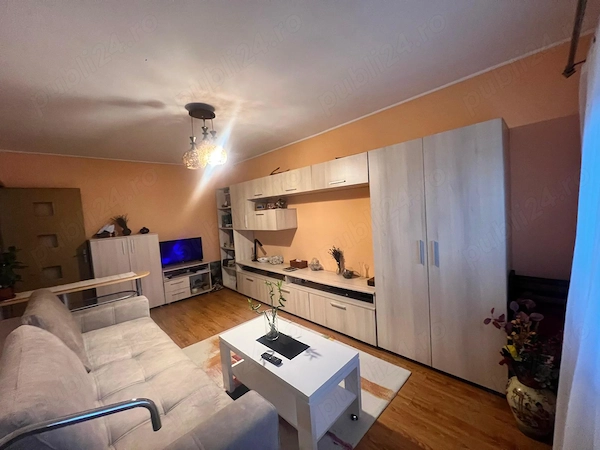 Km 4-5, apartament decomandat mobilat utilat pe Blv A. Vlaicu, zona Kaufland — fotografia 3