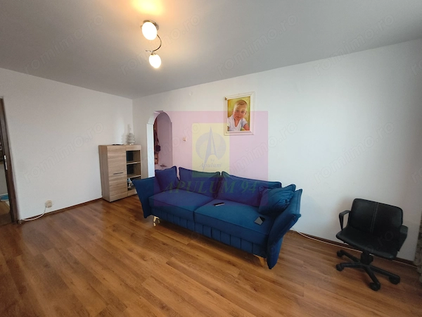 Apartament spațios de 4 camere bl 1982 Berceni etajul 8 bloc anvelopat — fotografia 2