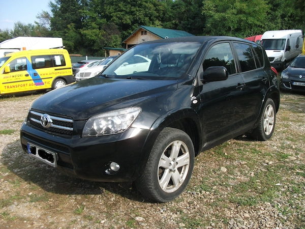 Toyota Rav4 2006 D4Cat 177CP 4X4