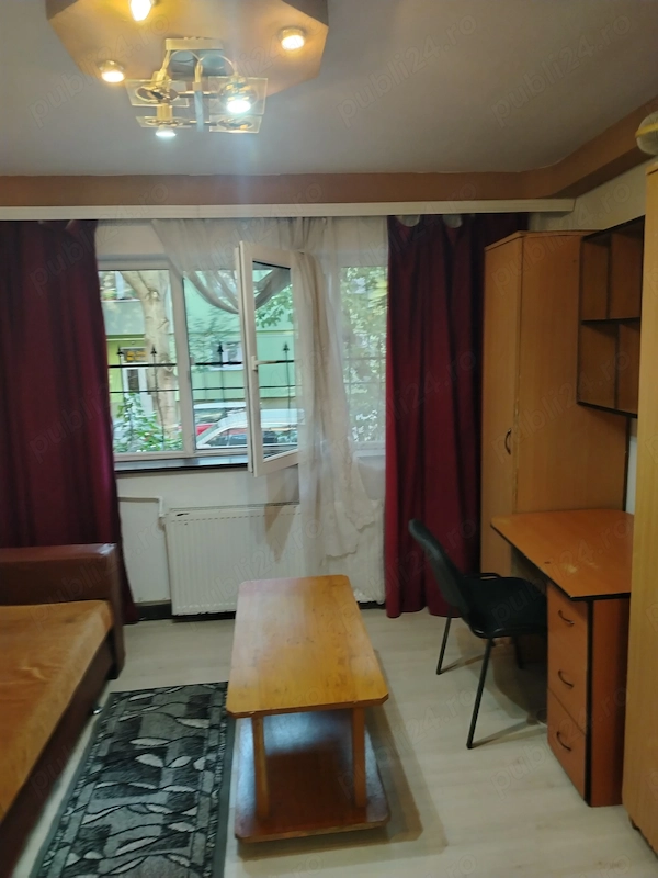 Garsoniera de inchiriat — fotografia 1