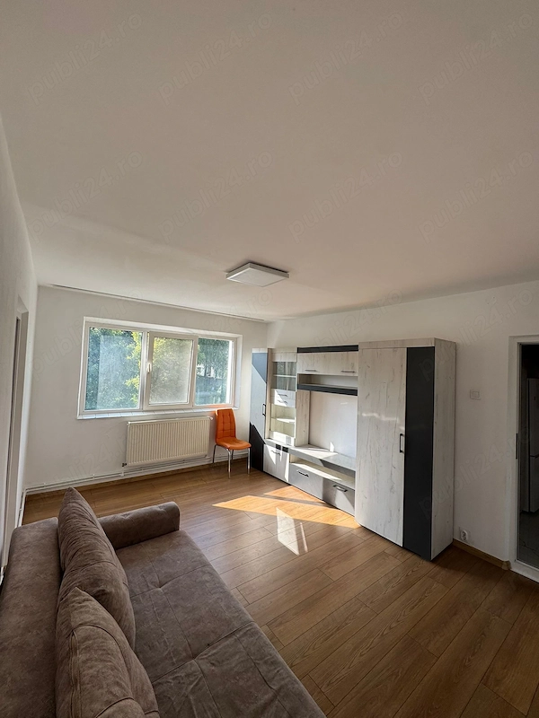 Apartament de inchiriat — fotografia 1