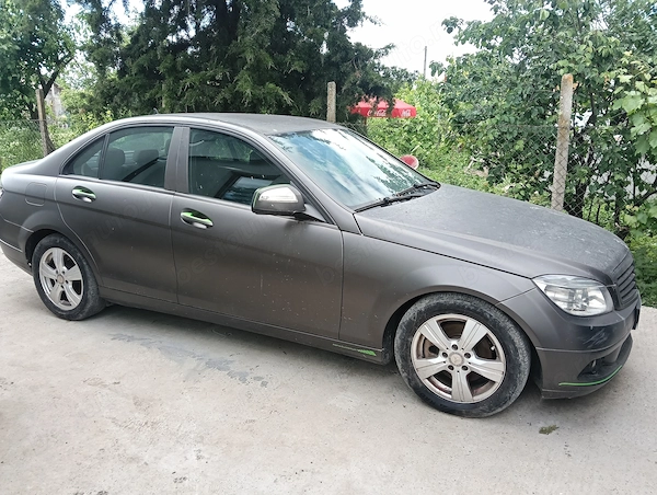 Mercedes C W204 pentru dezmembrat