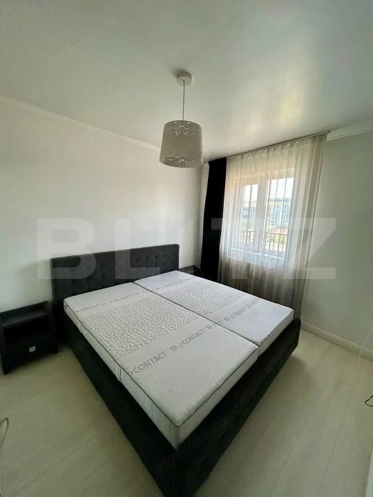 Apartament 2 camere, modern, 2 parcari, zona Semicentral — fotografia 1