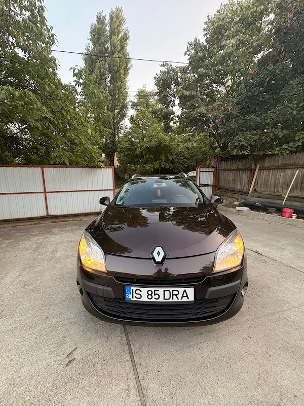 RENAULT Megane 2011 — imagine 5