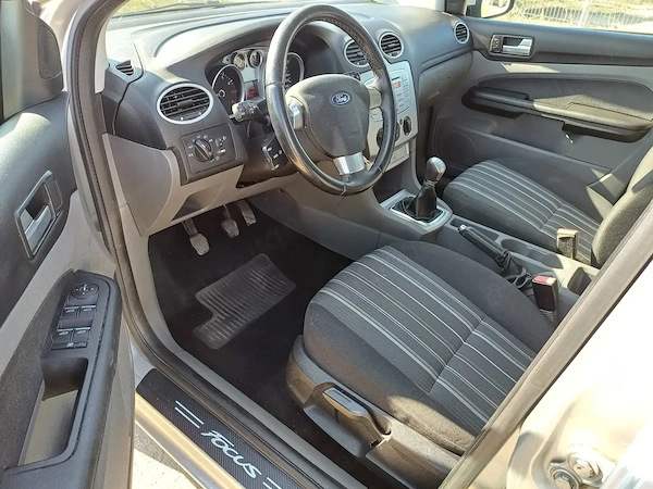 FORD Focus 2009 — imagine 8