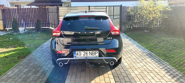 VOLVO V40 2016 — imagine 16