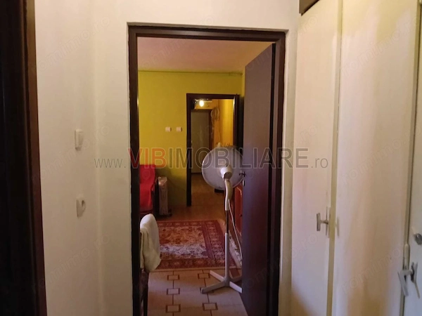 2 camere, 56 mp, etaj 3/5, boxă – zona Hotel Strelitia ,Timișoara — fotografia 3