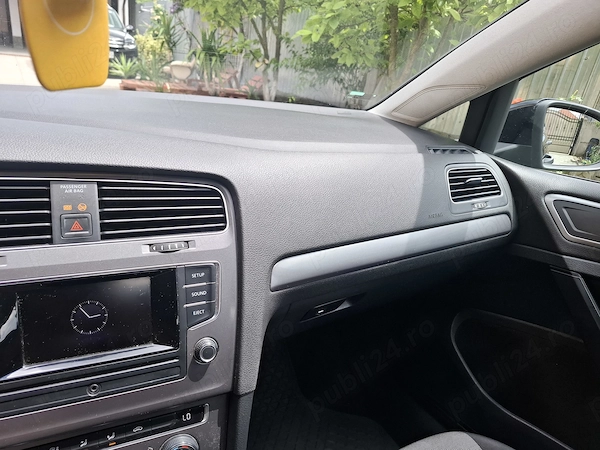 VOLKSWAGEN Golf 2013 — imagine 8