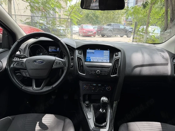 FORD Focus 2016 — imagine 10