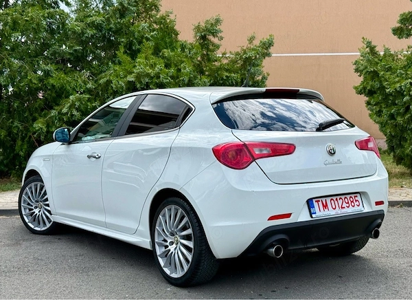 ALFA ROMEO Giulietta 2011 — imagine 3