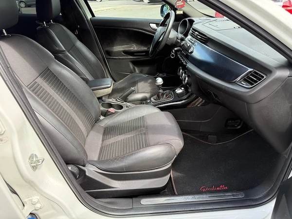 ALFA ROMEO Giulietta 2011 — imagine 5