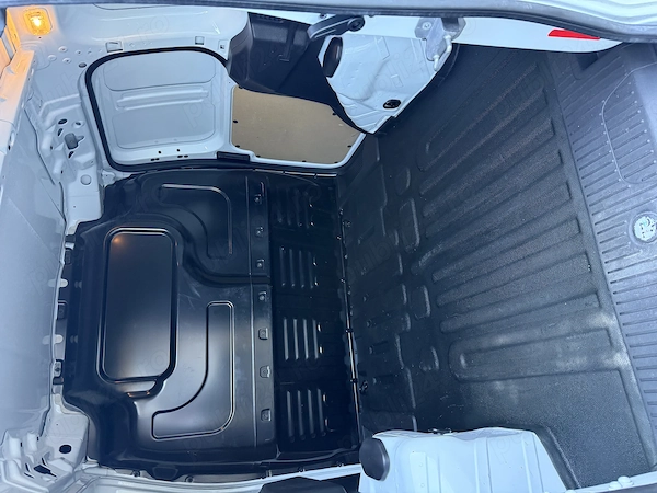 FORD Courier 2020 — imagine 7