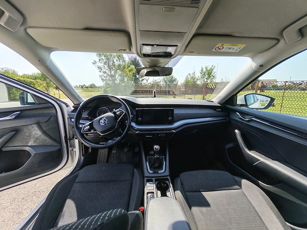 SKODA Octavia 2022 — imagine 5