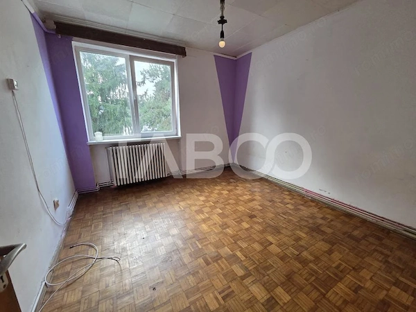 Apartament 2 camere semidecomandat zona V.Alecsandri se accepta schimb — fotografia 3