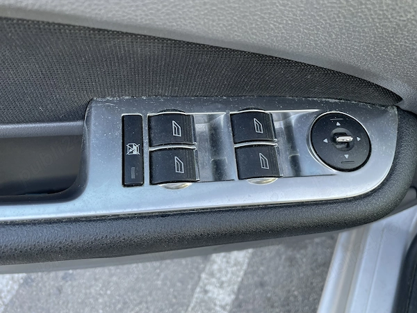 FORD Focus 2010 — imagine 6