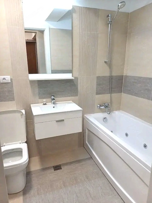 Garsonieră decomandată cu centrală proprie și parcare, High Class Residence — fotografia 3