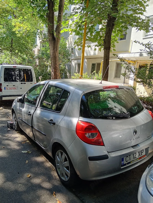 RENAULT Clio 2006 — imagine 3
