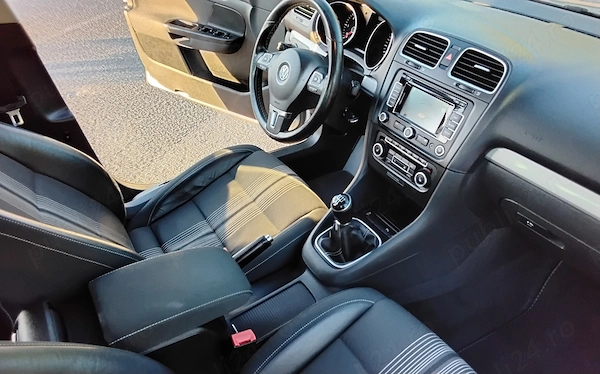 VOLKSWAGEN Golf 2012 — imagine 10