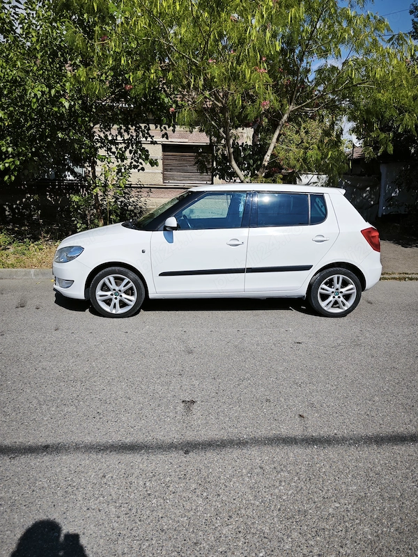 SKODA Fabia 2011 — imagine 6
