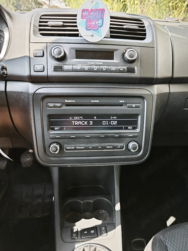 SKODA Fabia 2011 — imagine 7
