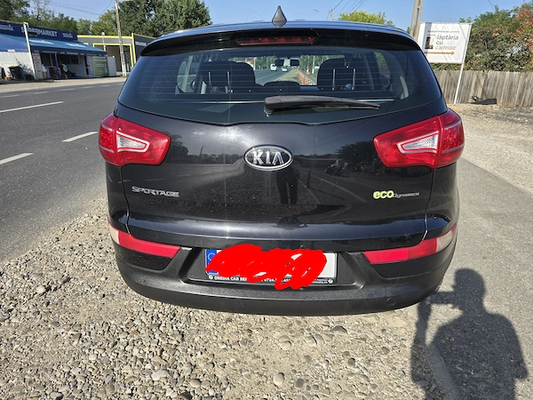 KIA Sportage 2011 — imagine 2