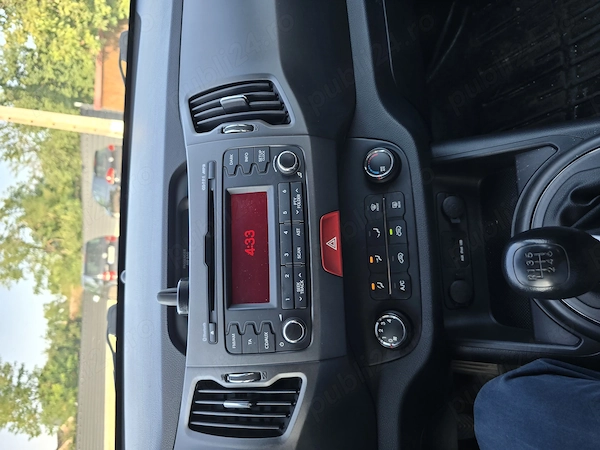 KIA Sportage 2011 — imagine 5