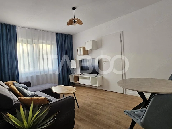Apartament la prima inchiriere etaj 3 Mihai Viteazul — fotografia 1
