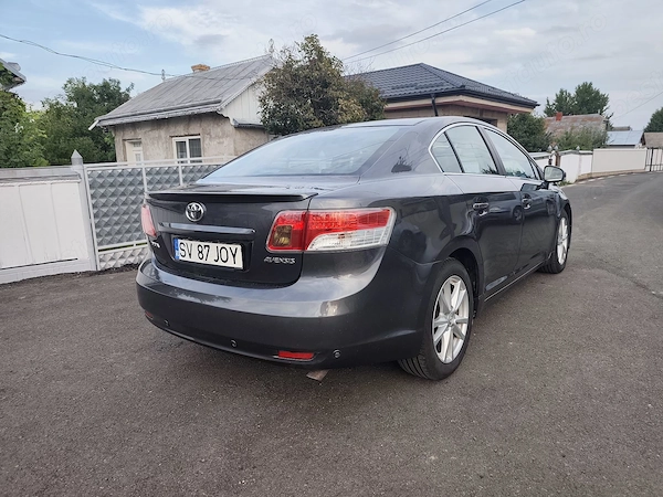 TOYOTA Avensis 2012 — imagine 2