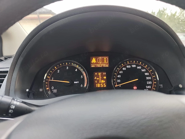 TOYOTA Avensis 2012 — imagine 5